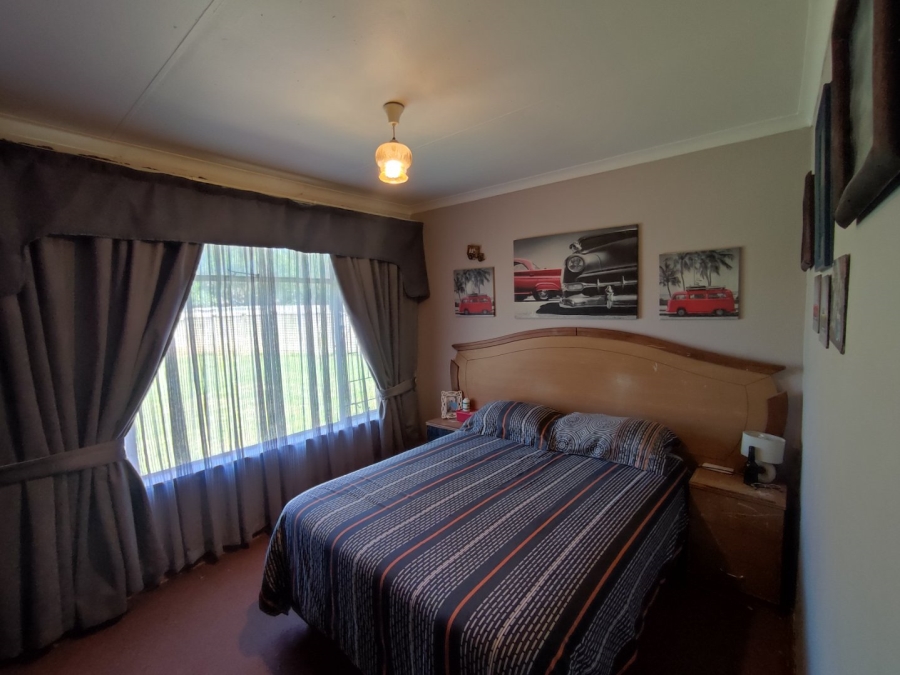 4 Bedroom Property for Sale in Pellissier Free State